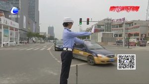 战高温 受“烤”验交警无悔坚守