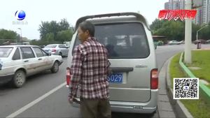 客车变身“小货车” 客运混装将其查获