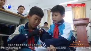 新时代好少年：足球少年冲锋逐梦展英姿